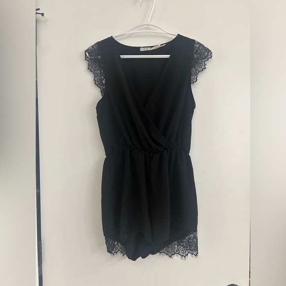 Urban Outfitters Kimchi Blue Lace Romper - Picture 3 of 5